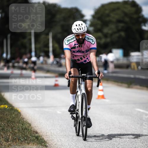 16.08.2026 - KN Förde Triathlon 2026 H.Heesch http://msf.ph/oto/9989551 16.08.2026 13:21:33 Radfahren 538, 718 meine-sportfotos.de