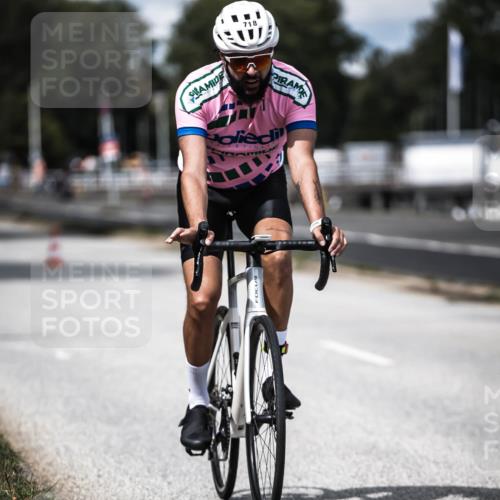 16.08.2026 - KN Förde Triathlon 2026 H.Heesch http://msf.ph/oto/9989560 16.08.2026 13:21:34 Radfahren 538, 718, 736 meine-sportfotos.de