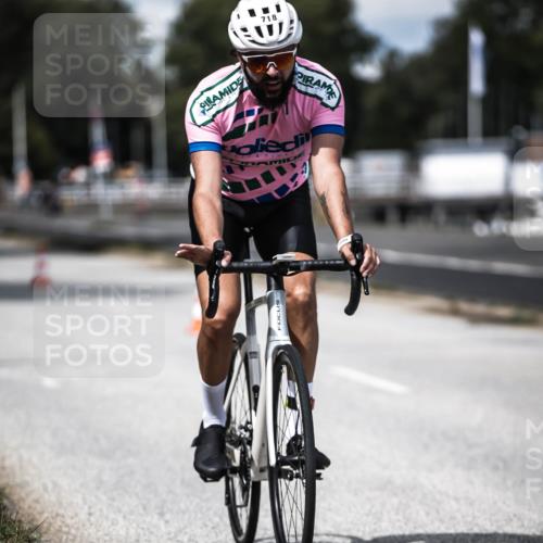 16.08.2026 - KN Förde Triathlon 2026 H.Heesch http://msf.ph/oto/9989561 16.08.2026 13:21:34 Radfahren 538, 718, 736 meine-sportfotos.de