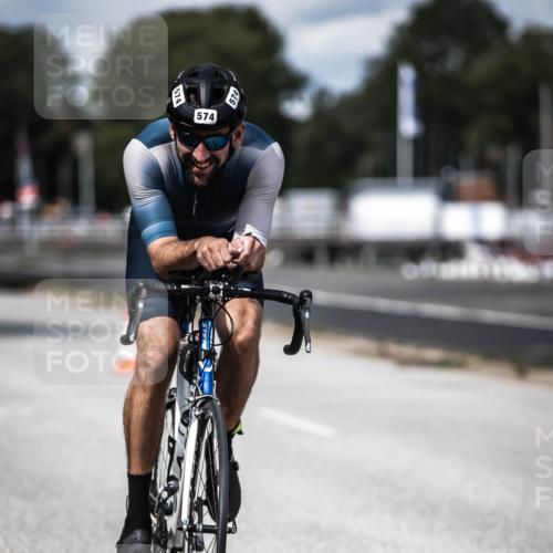 16.08.2026 - KN Förde Triathlon 2026 H.Heesch http://msf.ph/oto/9989609 16.08.2026 13:21:45 Radfahren 595, 704, 705, 730 meine-sportfotos.de
