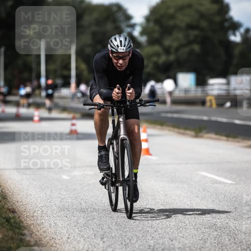 16.08.2026 - KN Förde Triathlon 2026 H.Heesch http://msf.ph/oto/9989650 16.08.2026 13:22:05 Radfahren 577, 716 meine-sportfotos.de