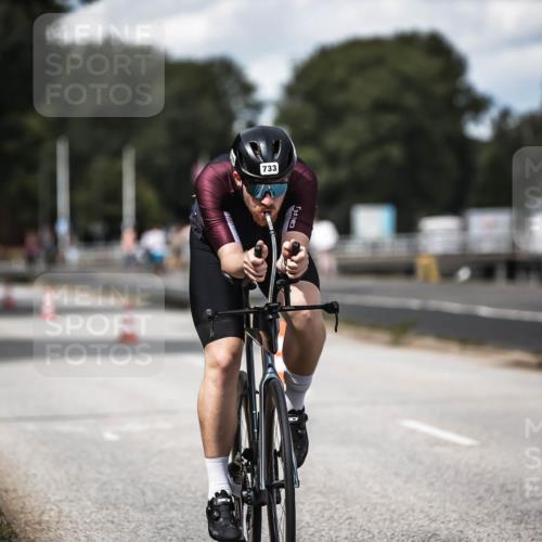 16.08.2026 - KN Förde Triathlon 2026 H.Heesch http://msf.ph/oto/9989670 16.08.2026 13:22:15 Radfahren  meine-sportfotos.de