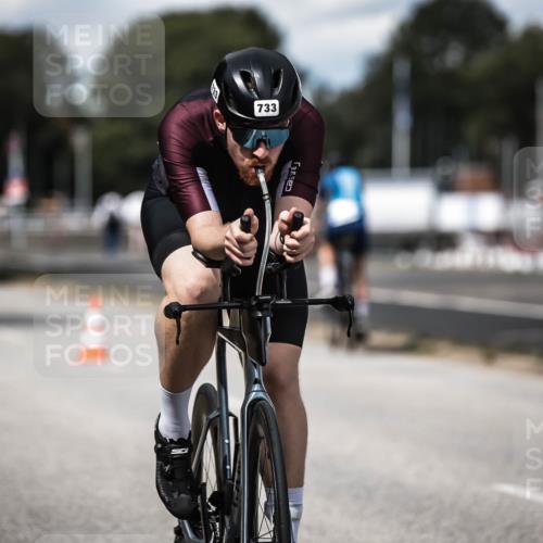 16.08.2026 - KN Förde Triathlon 2026 H.Heesch http://msf.ph/oto/9989678 16.08.2026 13:22:15 Radfahren  meine-sportfotos.de