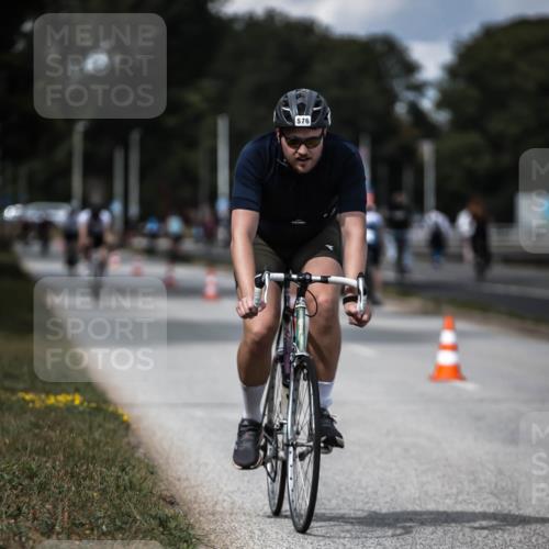 16.08.2026 - KN Förde Triathlon 2026 H.Heesch http://msf.ph/oto/9989740 16.08.2026 13:22:32 Radfahren 576, 601, 721 meine-sportfotos.de
