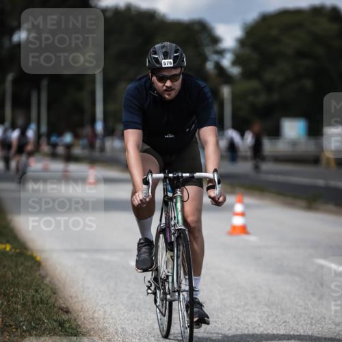 16.08.2026 - KN Förde Triathlon 2026 H.Heesch http://msf.ph/oto/9989744 16.08.2026 13:22:32 Radfahren 576, 601, 721 meine-sportfotos.de