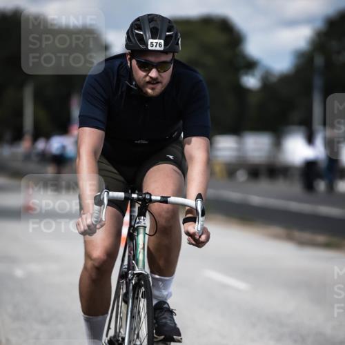 16.08.2026 - KN Förde Triathlon 2026 H.Heesch http://msf.ph/oto/9989755 16.08.2026 13:22:33 Radfahren 576, 601, 721 meine-sportfotos.de