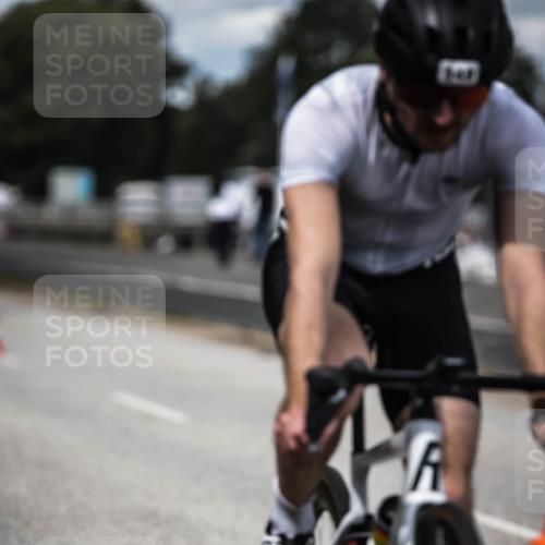 16.08.2026 - KN Förde Triathlon 2026 H.Heesch http://msf.ph/oto/9989777 16.08.2026 13:22:38 Radfahren 601, 721, 737 meine-sportfotos.de