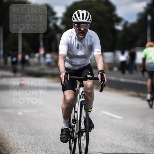 16.08.2026 - KN Förde Triathlon 2026 H.Heesch http://msf.ph/oto/9989792 16.08.2026 13:22:42 Radfahren 737 meine-sportfotos.de