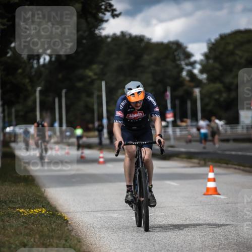 16.08.2026 - KN Förde Triathlon 2026 H.Heesch http://msf.ph/oto/9989816 16.08.2026 13:22:53 Radfahren 515, 539, 612 meine-sportfotos.de