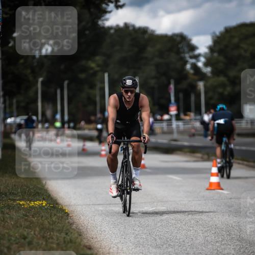 16.08.2026 - KN Förde Triathlon 2026 H.Heesch http://msf.ph/oto/9989841 16.08.2026 13:22:57 Radfahren 550, 612, 739 meine-sportfotos.de