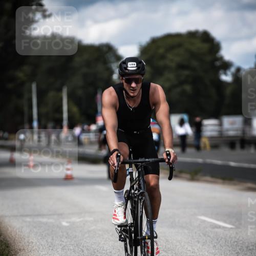 16.08.2026 - KN Förde Triathlon 2026 H.Heesch http://msf.ph/oto/9989852 16.08.2026 13:22:58 Radfahren 550, 612, 739 meine-sportfotos.de