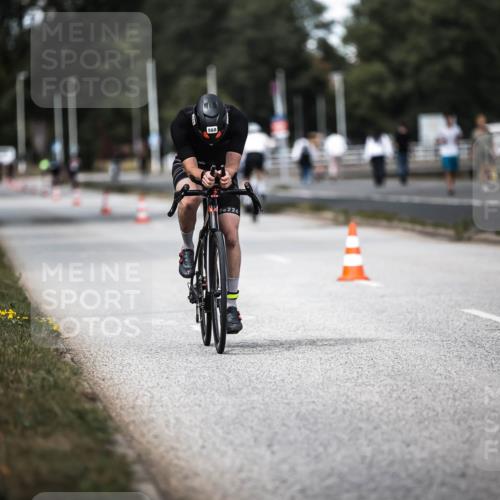 16.08.2026 - KN Förde Triathlon 2026 H.Heesch http://msf.ph/oto/9989877 16.08.2026 13:23:12 Radfahren 573, 708, 726, 727, 731 meine-sportfotos.de