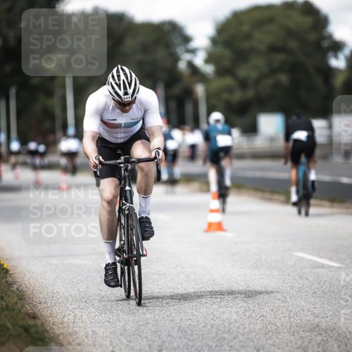16.08.2026 - KN Förde Triathlon 2026 H.Heesch http://msf.ph/oto/9989900 16.08.2026 13:23:31 Radfahren  meine-sportfotos.de