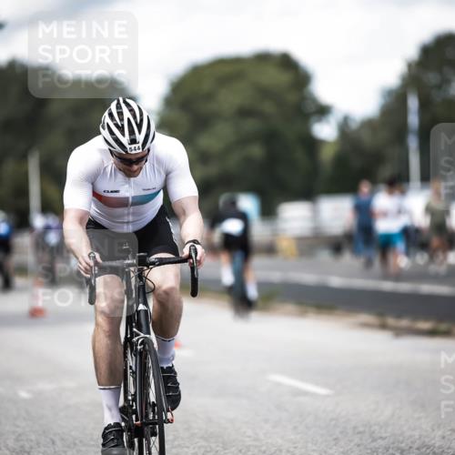 16.08.2026 - KN Förde Triathlon 2026 H.Heesch http://msf.ph/oto/9989910 16.08.2026 13:23:31 Radfahren  meine-sportfotos.de