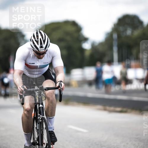 16.08.2026 - KN Förde Triathlon 2026 H.Heesch http://msf.ph/oto/9989914 16.08.2026 13:23:31 Radfahren  meine-sportfotos.de