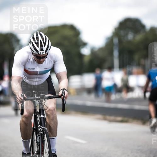 16.08.2026 - KN Förde Triathlon 2026 H.Heesch http://msf.ph/oto/9989915 16.08.2026 13:23:31 Radfahren  meine-sportfotos.de