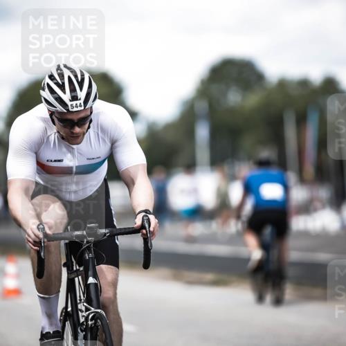 16.08.2026 - KN Förde Triathlon 2026 H.Heesch http://msf.ph/oto/9989919 16.08.2026 13:23:32 Radfahren  meine-sportfotos.de