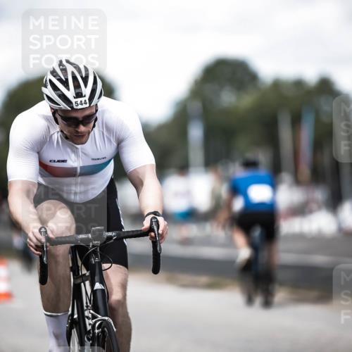 16.08.2026 - KN Förde Triathlon 2026 H.Heesch http://msf.ph/oto/9989920 16.08.2026 13:23:32 Radfahren  meine-sportfotos.de