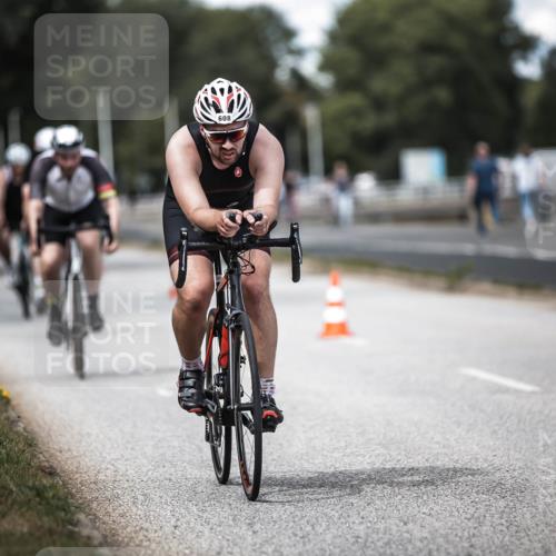 16.08.2026 - KN Förde Triathlon 2026 H.Heesch http://msf.ph/oto/9989927 16.08.2026 13:23:37 Radfahren 596, 608, 747 meine-sportfotos.de