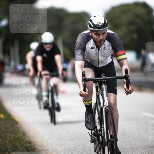 16.08.2026 - KN Förde Triathlon 2026 H.Heesch http://msf.ph/oto/9989943 16.08.2026 13:23:39 Radfahren 596, 608, 740, 747 meine-sportfotos.de