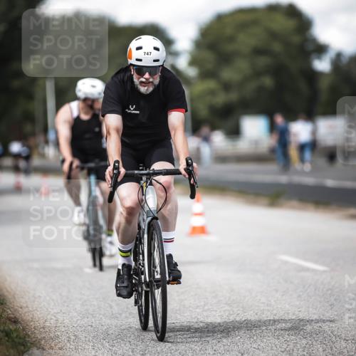 16.08.2026 - KN Förde Triathlon 2026 H.Heesch http://msf.ph/oto/9989948 16.08.2026 13:23:40 Radfahren 596, 608, 740, 747 meine-sportfotos.de
