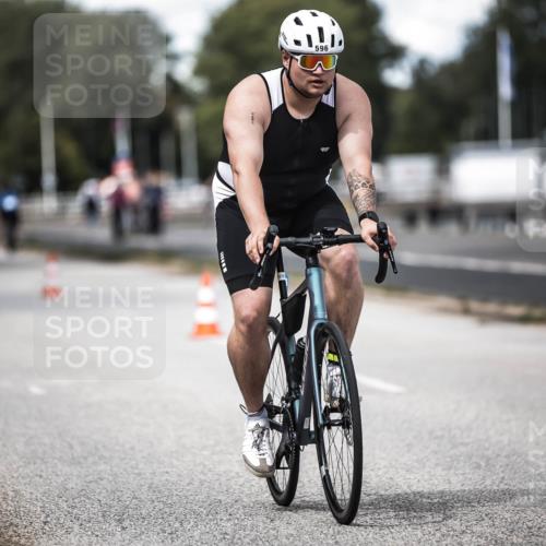16.08.2026 - KN Förde Triathlon 2026 H.Heesch http://msf.ph/oto/9989964 16.08.2026 13:23:41 Radfahren 596, 608, 740, 747 meine-sportfotos.de