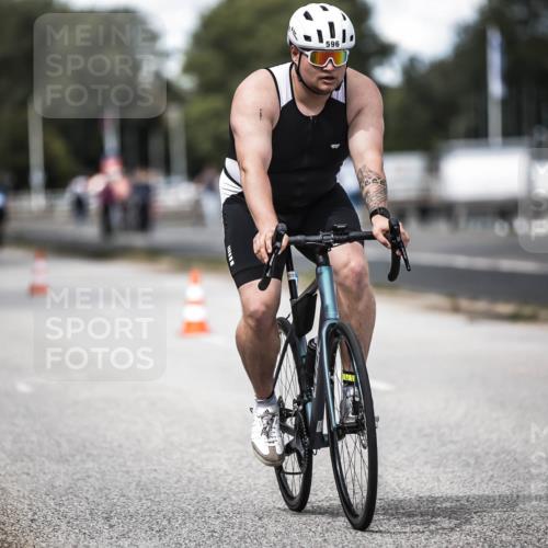 16.08.2026 - KN Förde Triathlon 2026 H.Heesch http://msf.ph/oto/9989965 16.08.2026 13:23:41 Radfahren 596, 608, 740, 747 meine-sportfotos.de