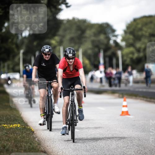 16.08.2026 - KN Förde Triathlon 2026 H.Heesch http://msf.ph/oto/9989973 16.08.2026 13:23:46 Radfahren 517, 535, 578, 581, 729, 740 meine-sportfotos.de
