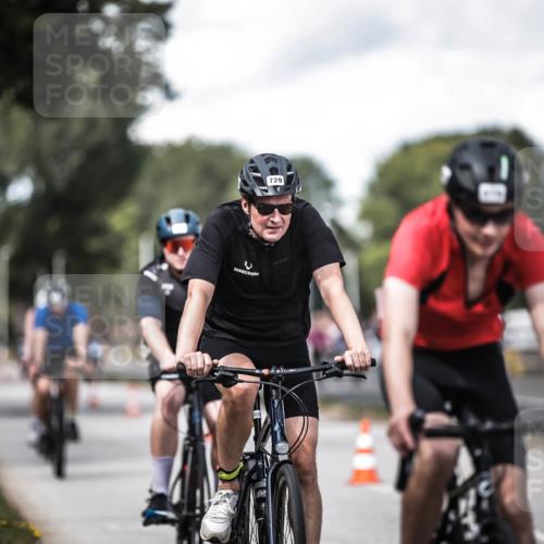 16.08.2026 - KN Förde Triathlon 2026 H.Heesch http://msf.ph/oto/9989990 16.08.2026 13:23:47 Radfahren 517, 535, 578, 581, 589, 729, 746 meine-sportfotos.de