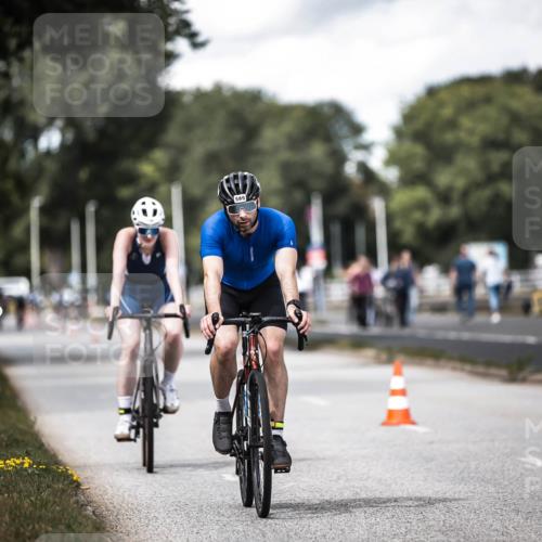 16.08.2026 - KN Förde Triathlon 2026 H.Heesch http://msf.ph/oto/9990002 16.08.2026 13:23:50 Radfahren 517, 535, 545, 578, 581, 589, 729, 746 meine-sportfotos.de