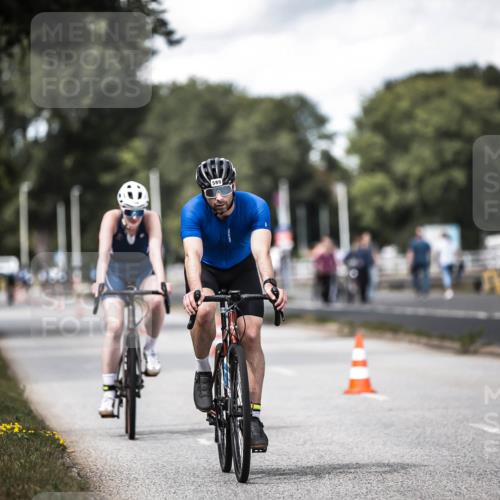16.08.2026 - KN Förde Triathlon 2026 H.Heesch http://msf.ph/oto/9990003 16.08.2026 13:23:50 Radfahren 517, 535, 545, 578, 581, 589, 729, 746 meine-sportfotos.de