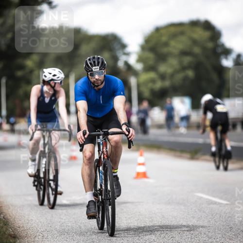 16.08.2026 - KN Förde Triathlon 2026 H.Heesch http://msf.ph/oto/9990010 16.08.2026 13:23:50 Radfahren 517, 535, 545, 578, 581, 589, 729, 746 meine-sportfotos.de