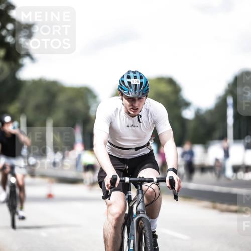 16.08.2026 - KN Förde Triathlon 2026 H.Heesch http://msf.ph/oto/9990060 16.08.2026 13:24:09 Radfahren 572, 585, 732 meine-sportfotos.de