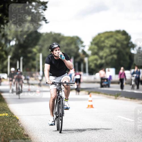 16.08.2026 - KN Förde Triathlon 2026 H.Heesch http://msf.ph/oto/9990066 16.08.2026 13:24:10 Radfahren 572, 585, 732, 736 meine-sportfotos.de