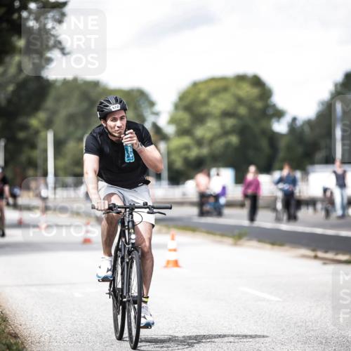 16.08.2026 - KN Förde Triathlon 2026 H.Heesch http://msf.ph/oto/9990073 16.08.2026 13:24:11 Radfahren 531, 572, 585, 732, 736 meine-sportfotos.de