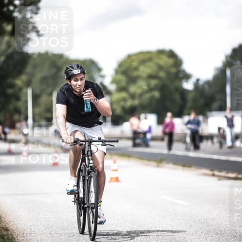 16.08.2026 - KN Förde Triathlon 2026 H.Heesch http://msf.ph/oto/9990074 16.08.2026 13:24:11 Radfahren 531, 572, 585, 732, 736 meine-sportfotos.de