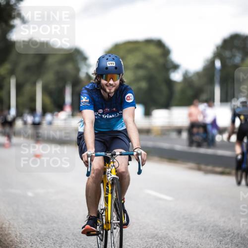 16.08.2026 - KN Förde Triathlon 2026 H.Heesch http://msf.ph/oto/9990132 16.08.2026 13:24:31 Radfahren 595 meine-sportfotos.de