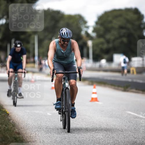 16.08.2026 - KN Förde Triathlon 2026 H.Heesch http://msf.ph/oto/9990151 16.08.2026 13:24:47 Radfahren 577 meine-sportfotos.de