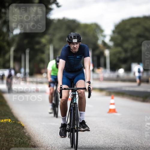 16.08.2026 - KN Förde Triathlon 2026 H.Heesch http://msf.ph/oto/9990158 16.08.2026 13:24:49 Radfahren 546, 561, 577 meine-sportfotos.de