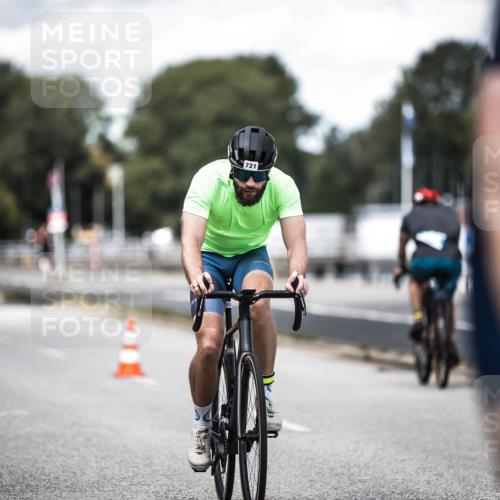 16.08.2026 - KN Förde Triathlon 2026 H.Heesch http://msf.ph/oto/9990171 16.08.2026 13:24:51 Radfahren 546, 561, 577 meine-sportfotos.de