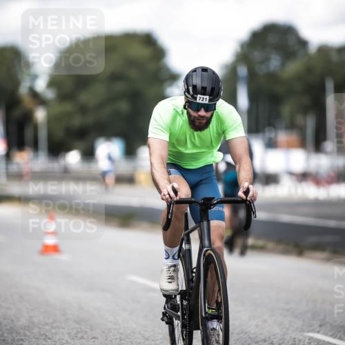16.08.2026 - KN Förde Triathlon 2026 H.Heesch http://msf.ph/oto/9990176 16.08.2026 13:24:51 Radfahren 546, 561, 577 meine-sportfotos.de