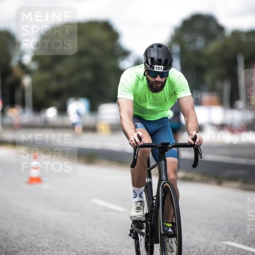 16.08.2026 - KN Förde Triathlon 2026 H.Heesch http://msf.ph/oto/9990177 16.08.2026 13:24:51 Radfahren 546, 561, 577 meine-sportfotos.de