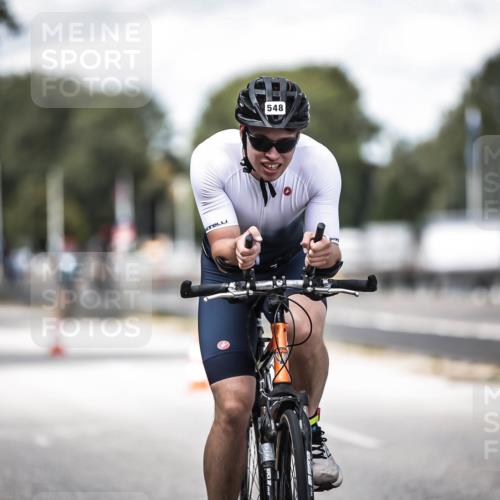 16.08.2026 - KN Förde Triathlon 2026 H.Heesch http://msf.ph/oto/9990189 16.08.2026 13:24:56 Radfahren 546, 561 meine-sportfotos.de