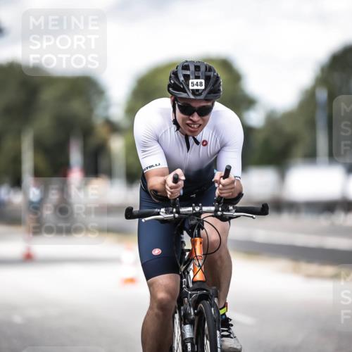 16.08.2026 - KN Förde Triathlon 2026 H.Heesch http://msf.ph/oto/9990190 16.08.2026 13:24:56 Radfahren 546, 561 meine-sportfotos.de
