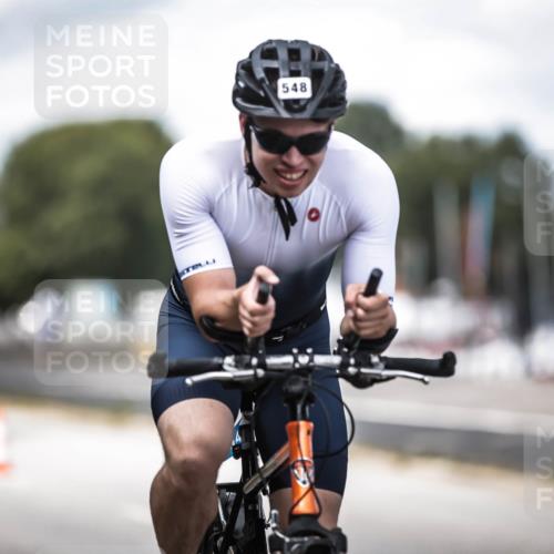 16.08.2026 - KN Förde Triathlon 2026 H.Heesch http://msf.ph/oto/9990193 16.08.2026 13:24:57 Radfahren 546, 561 meine-sportfotos.de