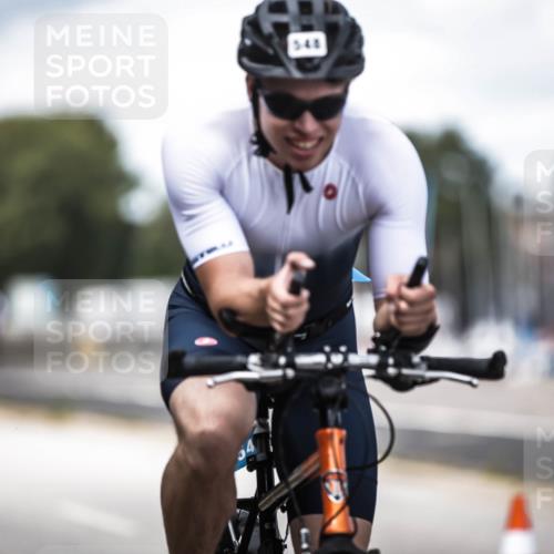 16.08.2026 - KN Förde Triathlon 2026 H.Heesch http://msf.ph/oto/9990195 16.08.2026 13:24:57 Radfahren 546, 561 meine-sportfotos.de