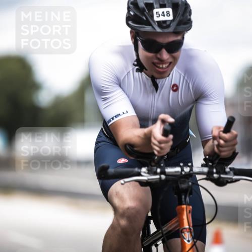 16.08.2026 - KN Förde Triathlon 2026 H.Heesch http://msf.ph/oto/9990197 16.08.2026 13:24:57 Radfahren 546, 561 meine-sportfotos.de