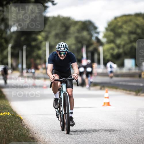 16.08.2026 - KN Förde Triathlon 2026 H.Heesch http://msf.ph/oto/9990205 16.08.2026 13:25:05 Radfahren 515, 745 meine-sportfotos.de