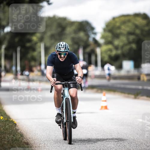 16.08.2026 - KN Förde Triathlon 2026 H.Heesch http://msf.ph/oto/9990208 16.08.2026 13:25:05 Radfahren 515, 745 meine-sportfotos.de