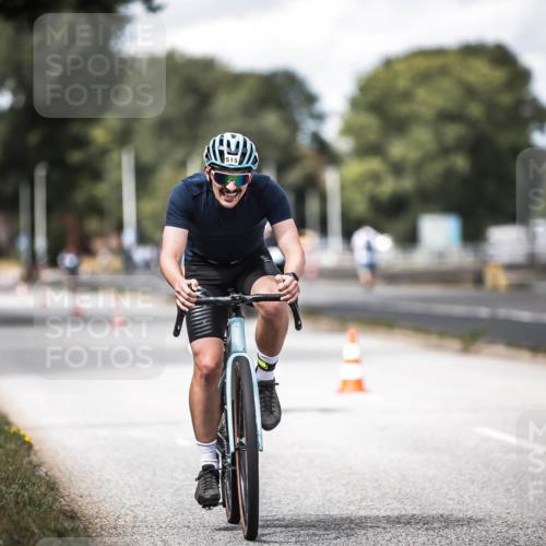 16.08.2026 - KN Förde Triathlon 2026 H.Heesch http://msf.ph/oto/9990211 16.08.2026 13:25:05 Radfahren 515, 745 meine-sportfotos.de